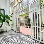Ảnh 10 của BÁN Nhà 3,5 tầng độc lập dân xây, lô góc 3 mặt thoáng phố Chợ Hàng, chỉ sau 1 nhà mặt đường giá 3,39 tỷ.