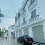 Ảnh 1 của Bán nhà 3 tầng ô tô đỗ cửa ngày đêm tại phù liễn kiến an DIỆN TÍCH TỪ 55-67m2